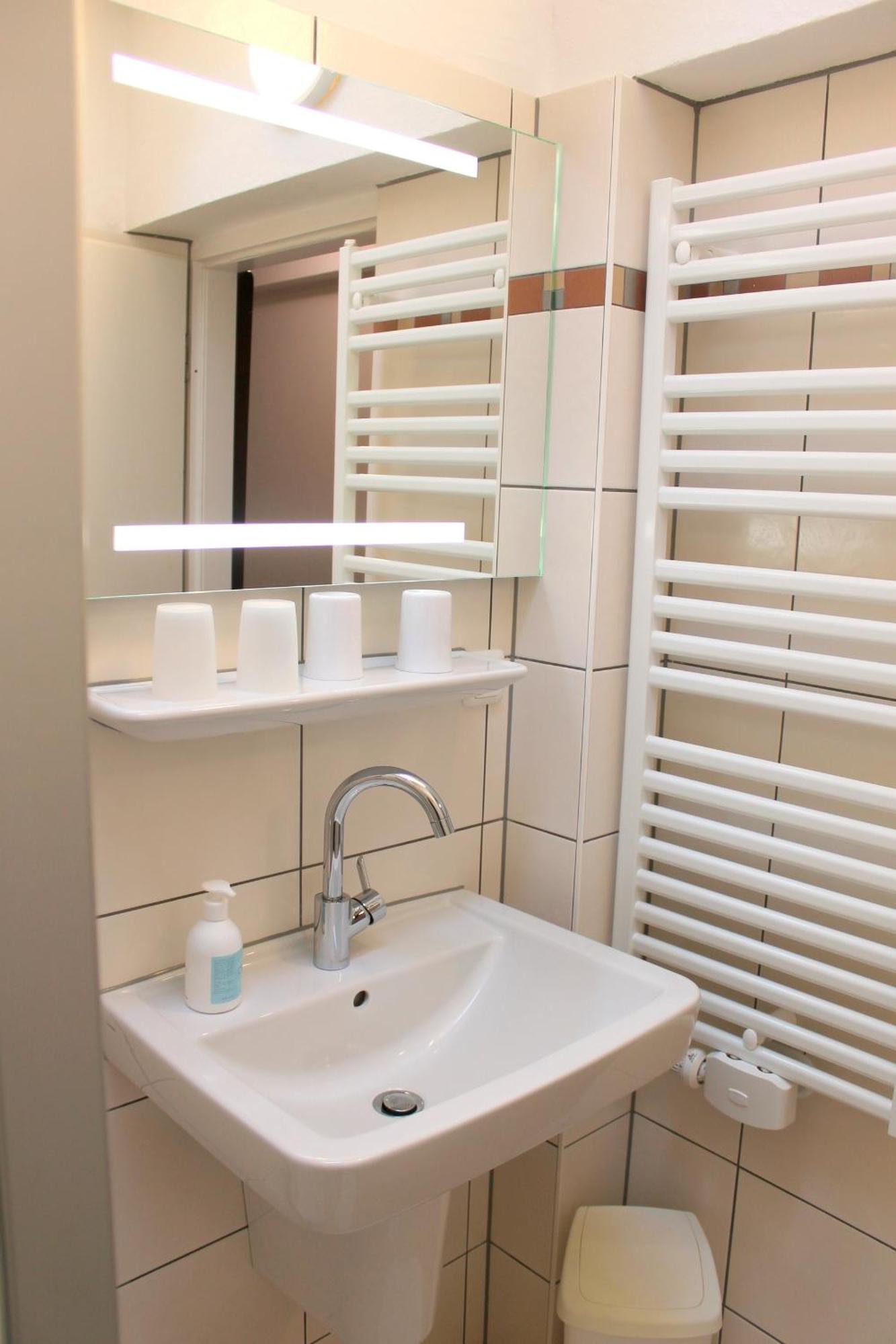 Wohnung 2 - G Pape - Schoene Terassenwohnung Mit Sep Ankleidezimmer, Kostenloses Wlan, Longstay Rabatt, Naehe Duenenpark Groemitz Ngoại thất bức ảnh